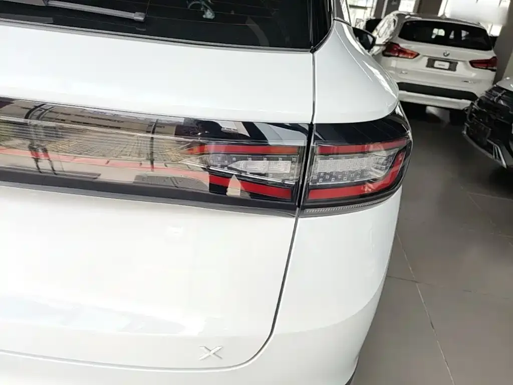 Volkswagen ID.4 X 2023 из CN, фото 5