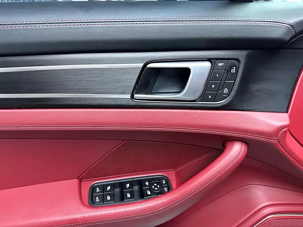 Porsche Panamera — фото 10