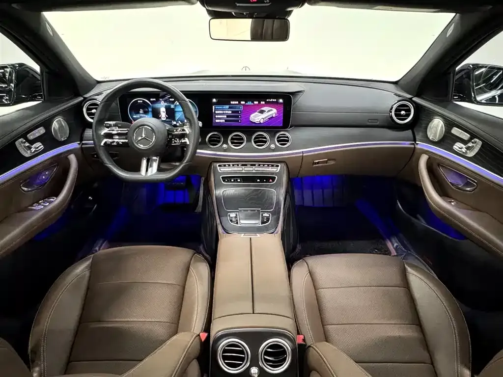 Mercedes-Benz E-Class — фото 6