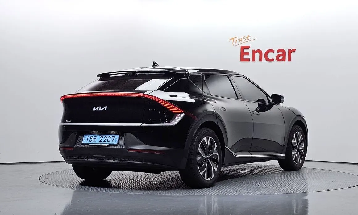 Kia EV6 — фото 2