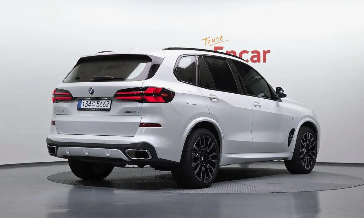 BMW X5 2025 из KR, фото 2