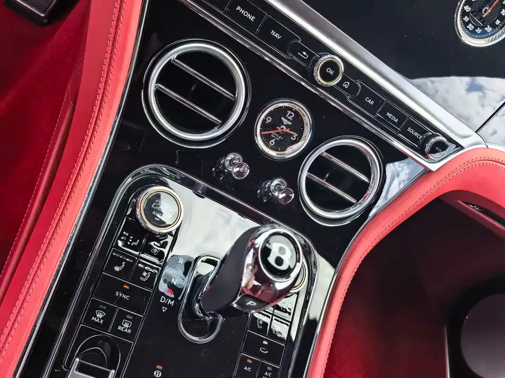 Bentley Continental 2021 из CN, фото 10