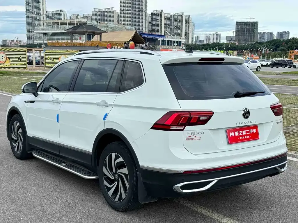 Volkswagen Tiguan L 2023 из CN, фото 3
