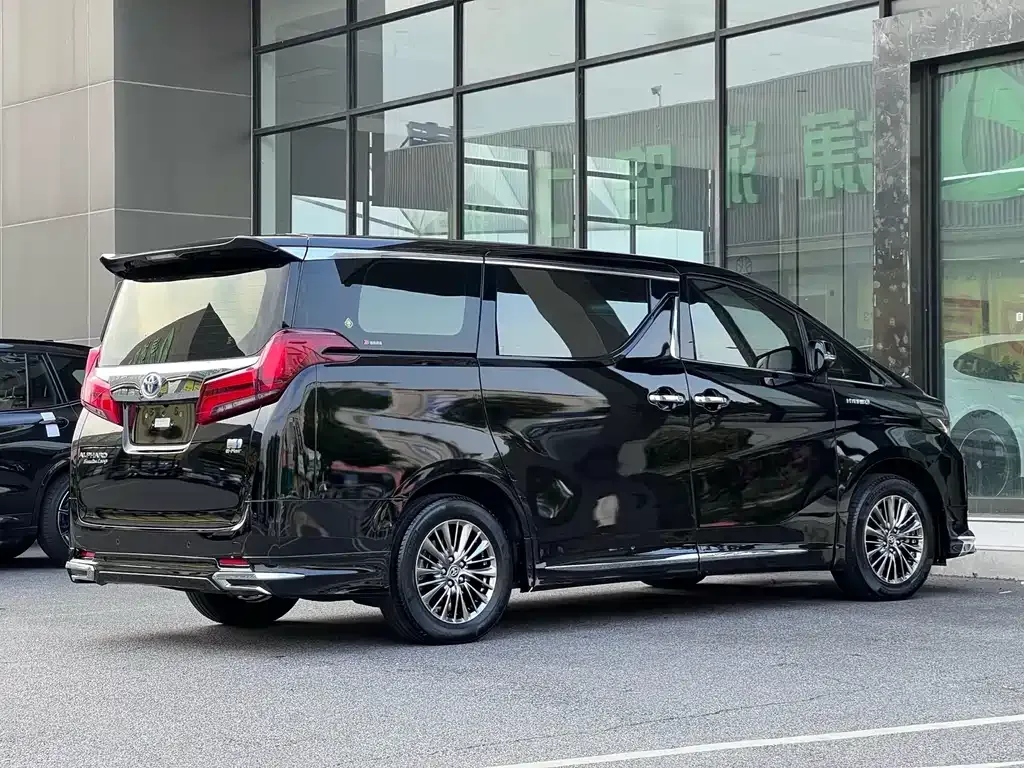 Toyota Alphard 2022 из CN, фото 6