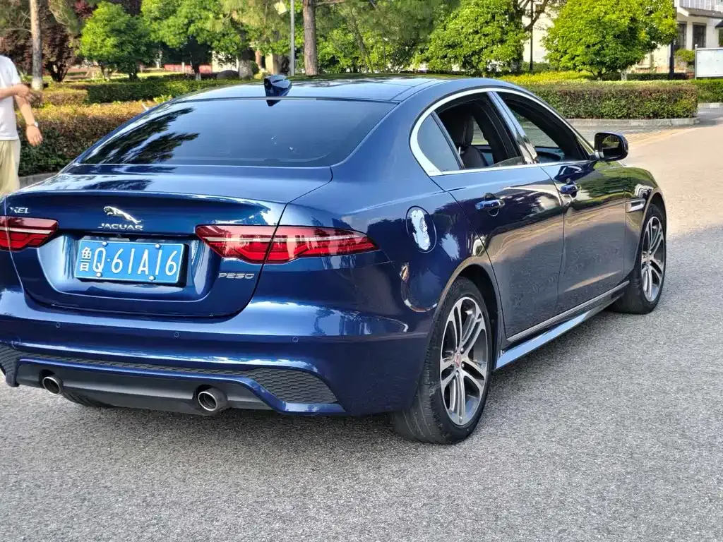 Jaguar XEL — фото 10