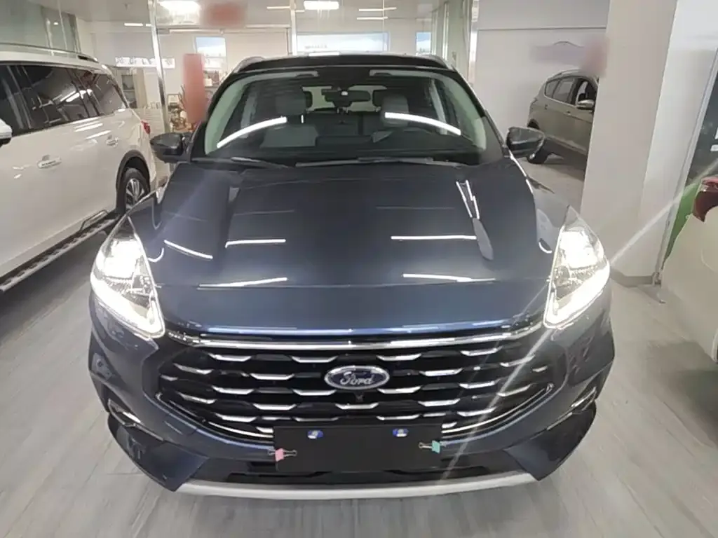 Ford Escape 2022 из CN, фото 8