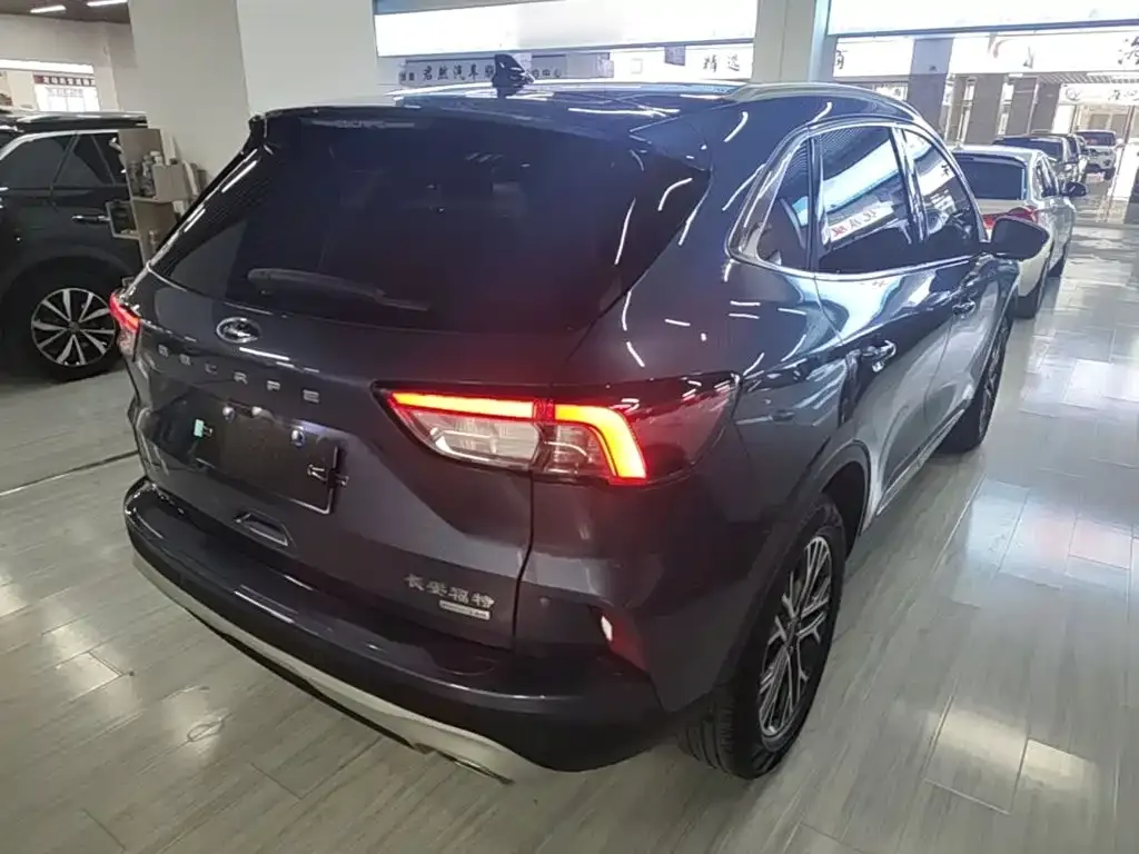 Ford Escape 2022 из CN, фото 9