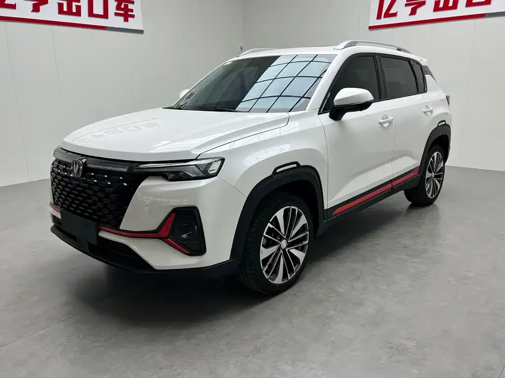 Changan CS35PLUS — фото 1