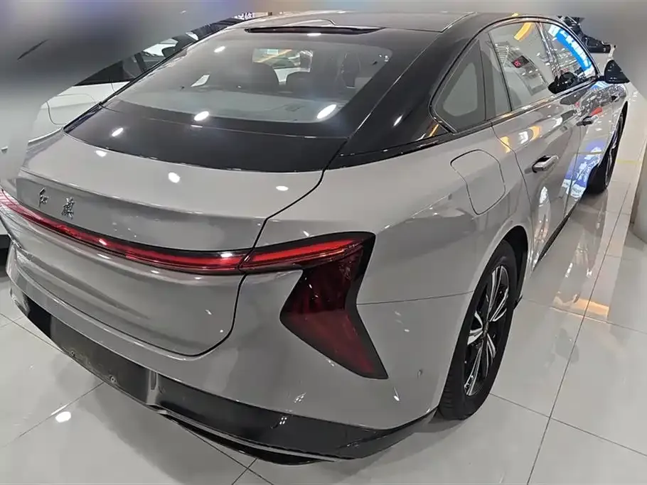 Hongqi EH7 2024 из CN, фото 10
