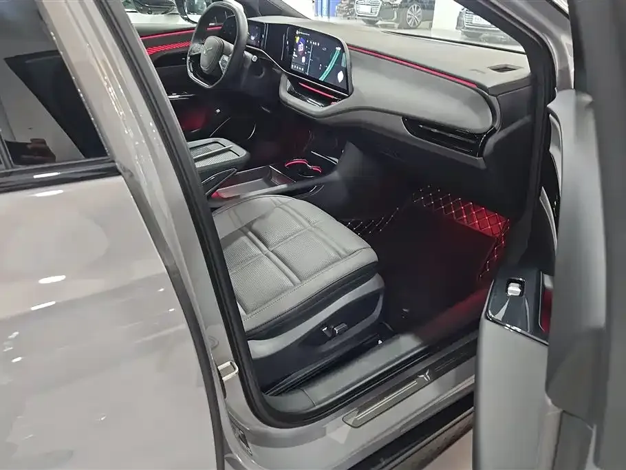 Hongqi EH7 2024 из CN, фото 4