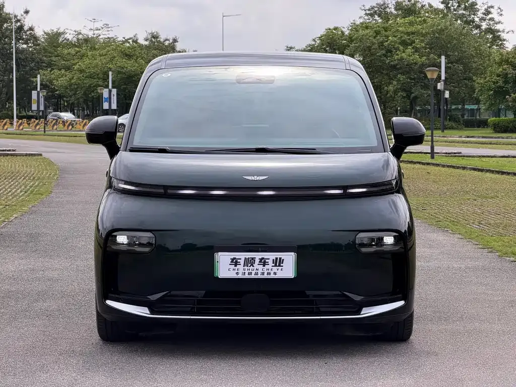 Geely Yizhen L380 2025 из CN, фото 4
