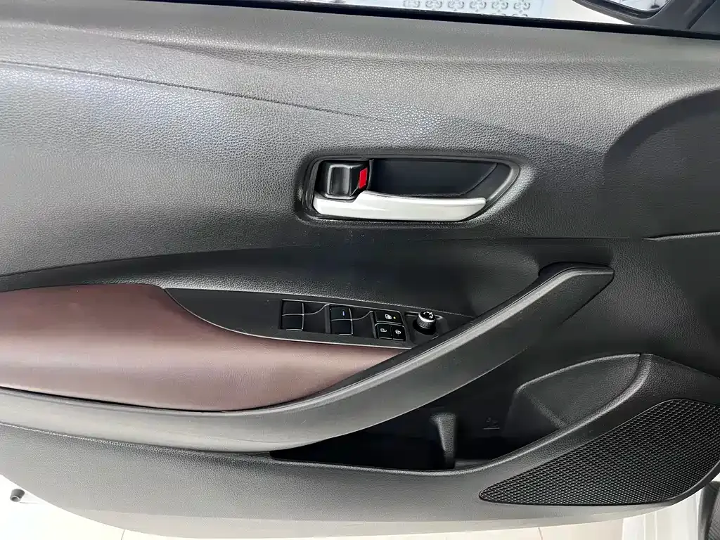 Toyota Levin — фото 10