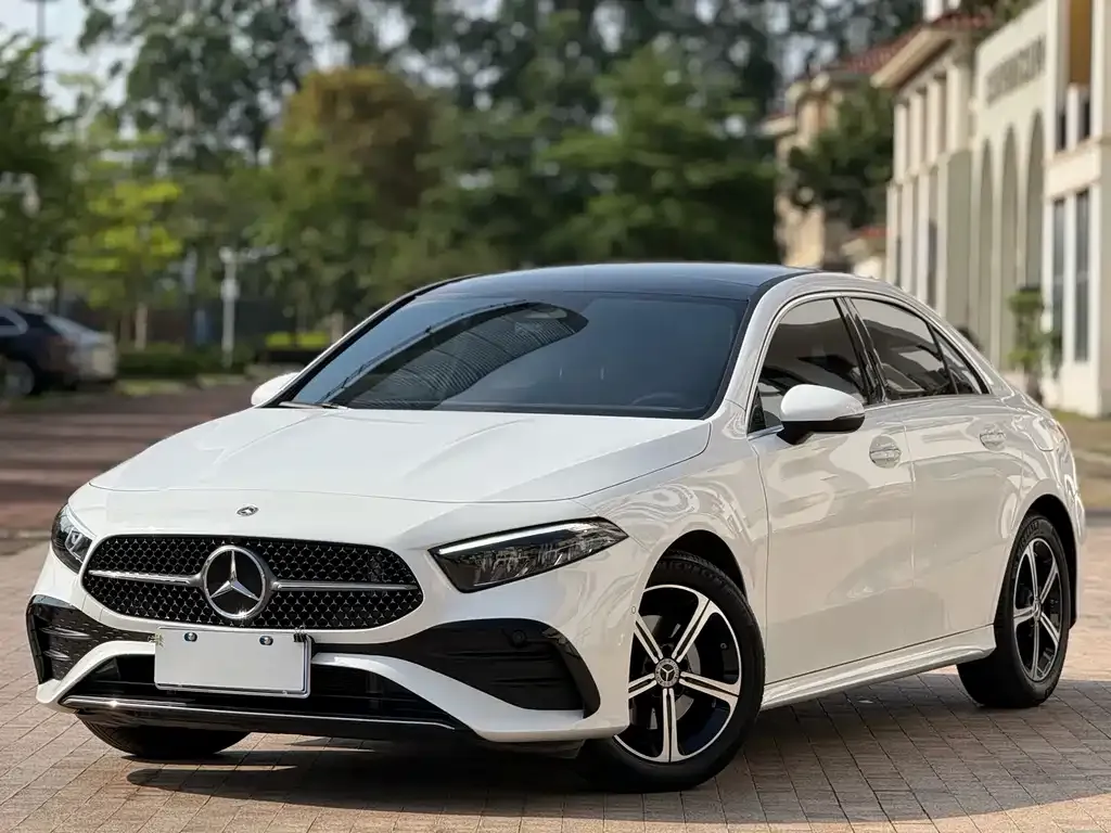 Mercedes-Benz A-Class — фото 1