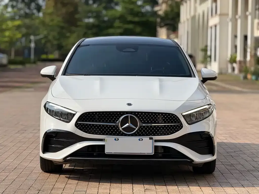 Mercedes-Benz A-Class — фото 9
