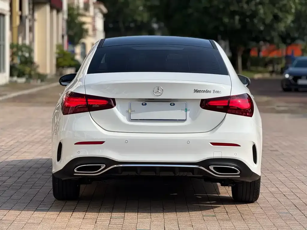 Mercedes-Benz A-Class — фото 10