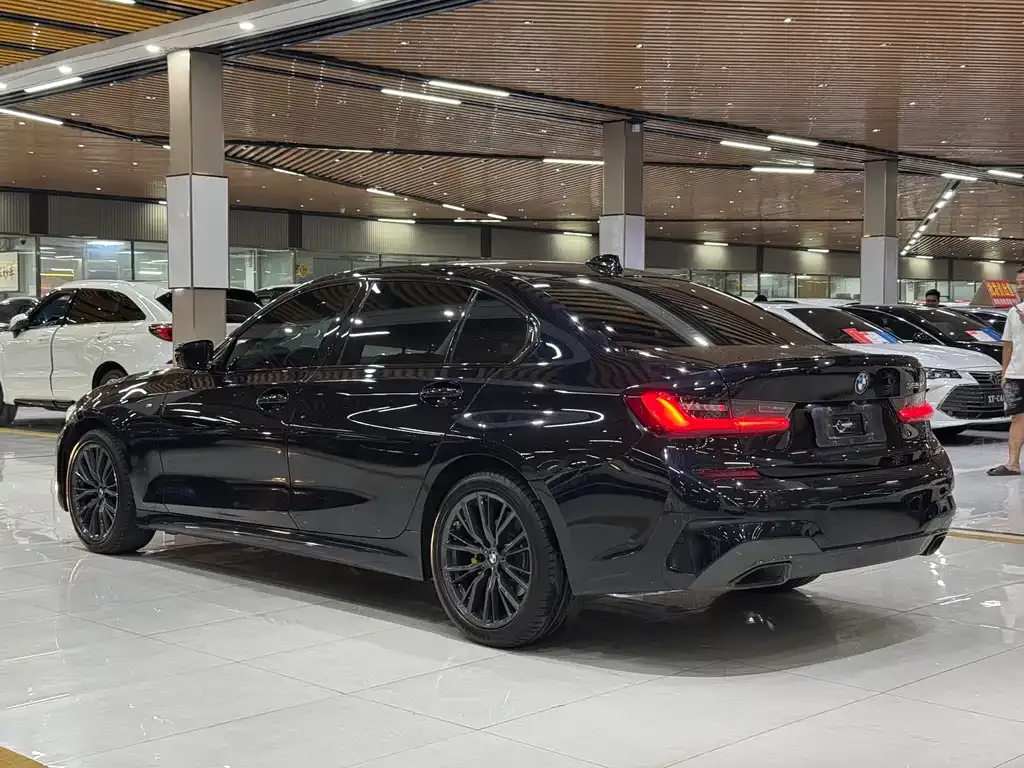 BMW 3 Series — фото 10