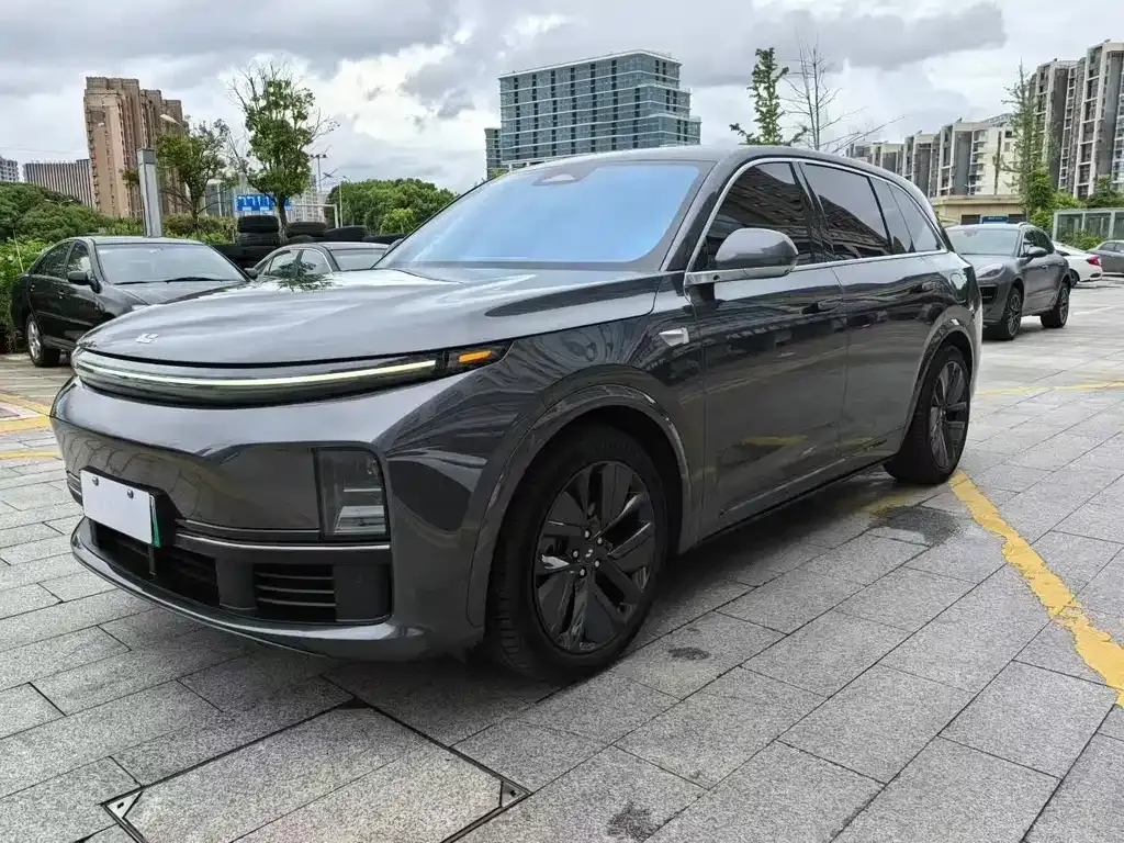 Li Auto L7
