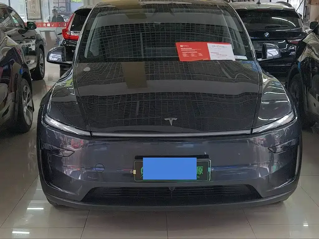 Tesla Model Y — фото 4