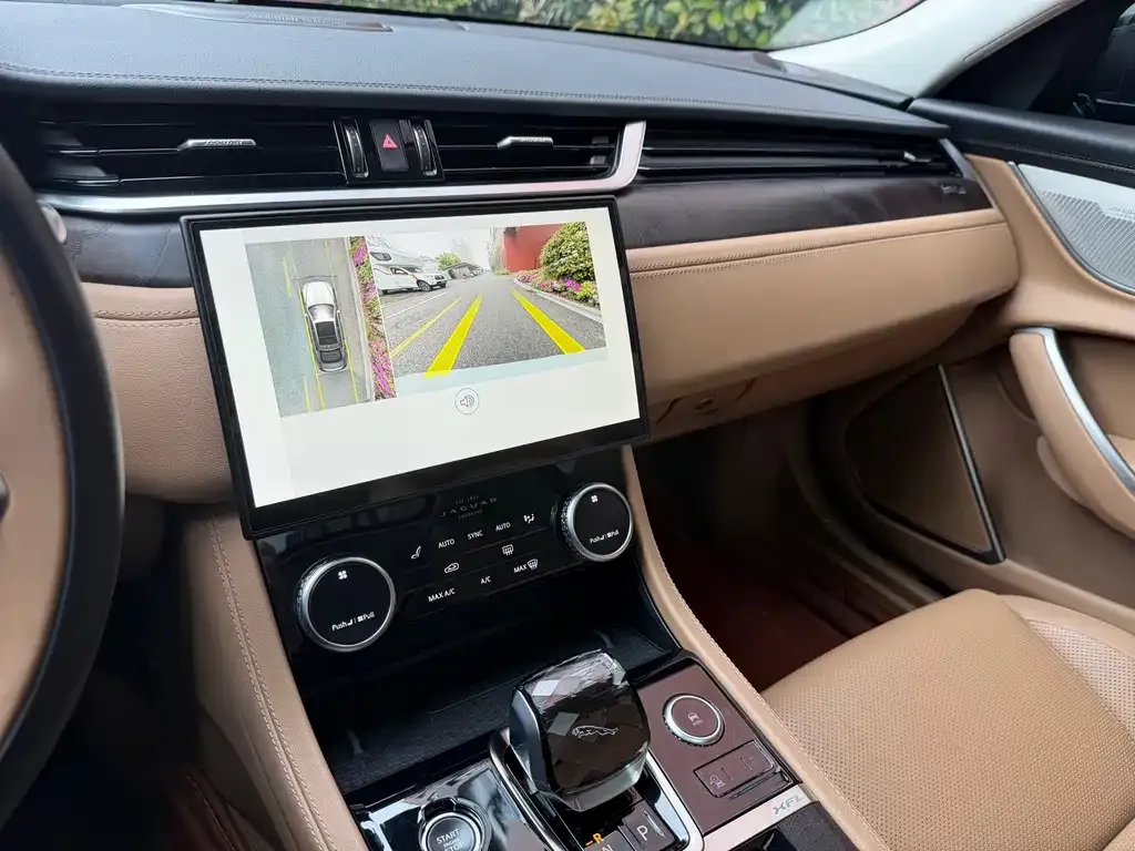 Jaguar XFL 2022 из CN, фото 6