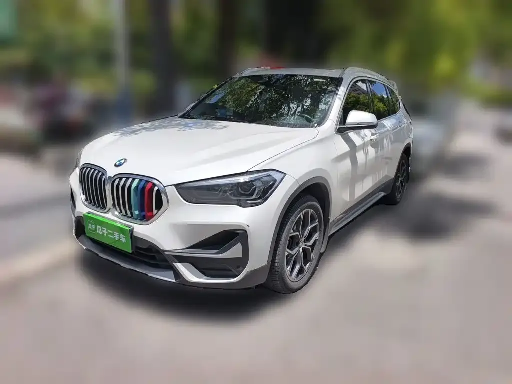BMW X1 — фото 5