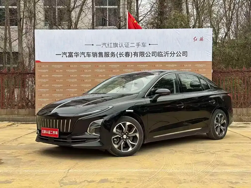 Hongqi E-QM5 — фото 1