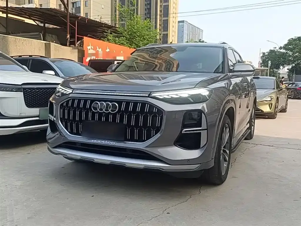 Audi Q6