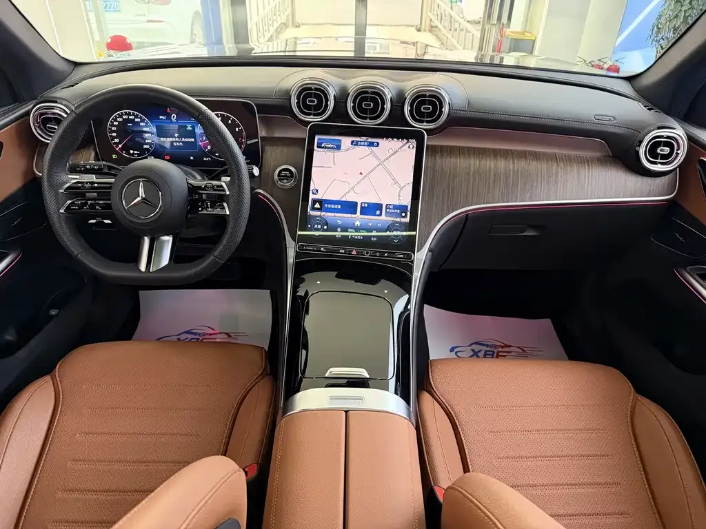 Mercedes-Benz GLC — фото 2