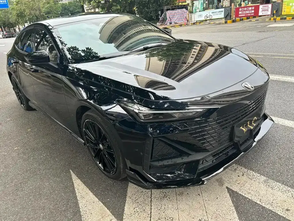 Changan UNI-V 2023 из CN, фото 2