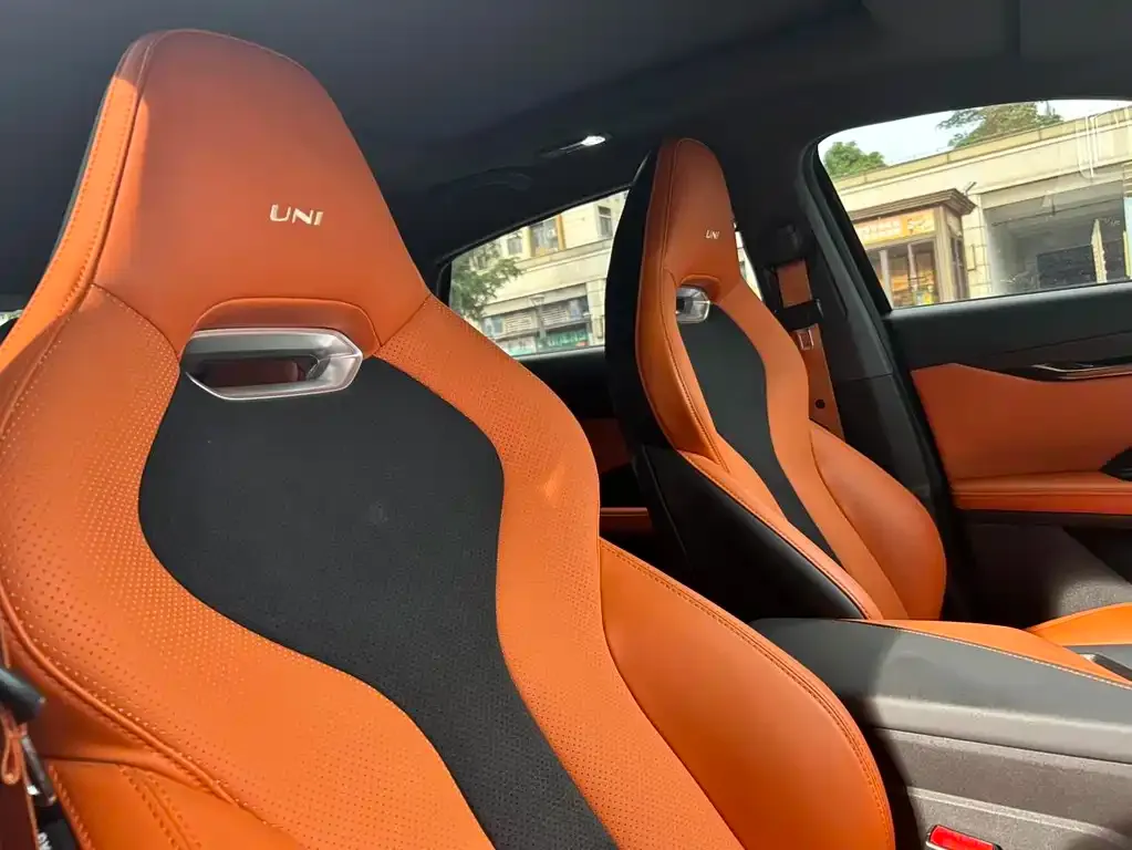 Changan UNI-V 2023 из CN, фото 10