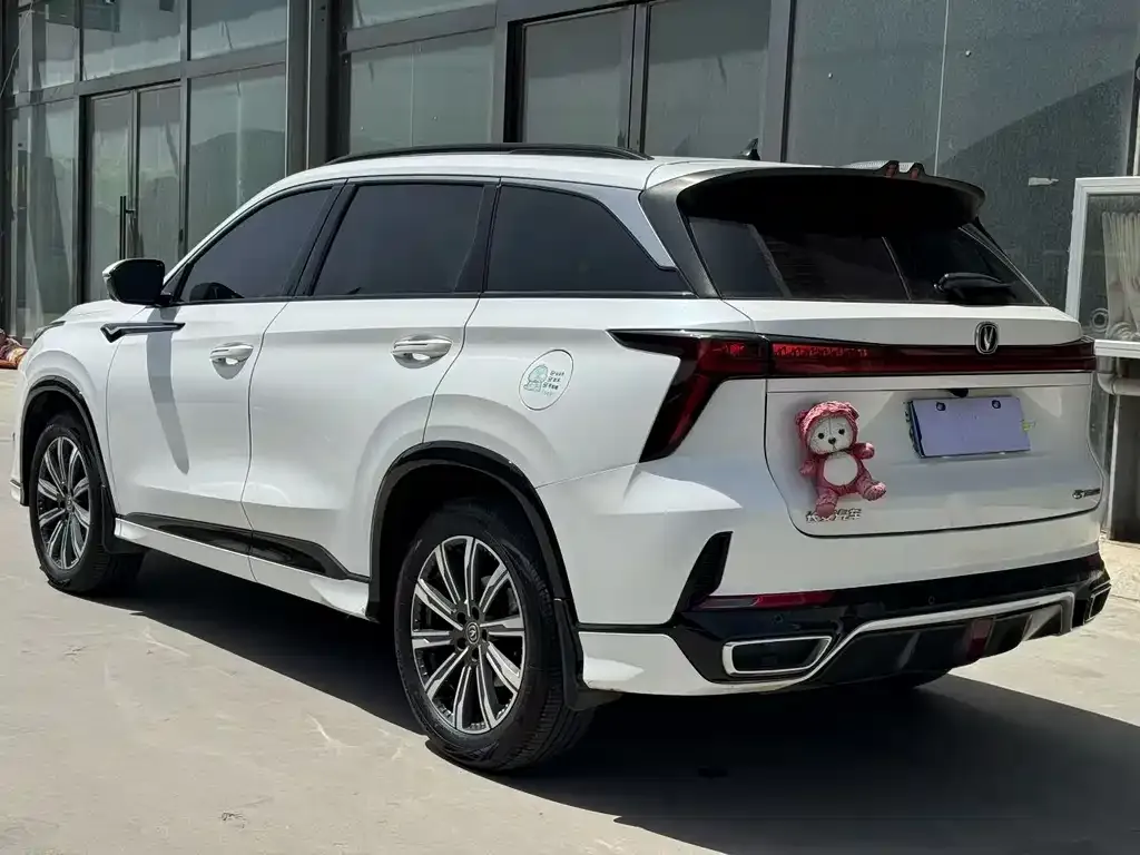 Changan CS75PLUS — фото 3