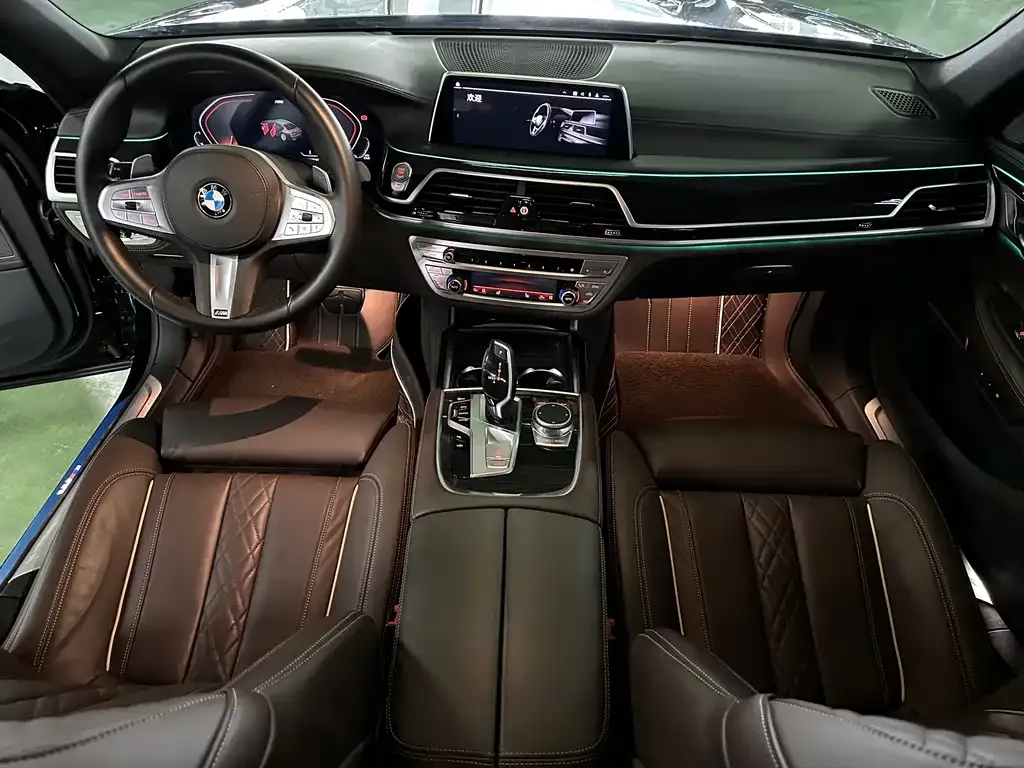 BMW 7 Series — фото 6