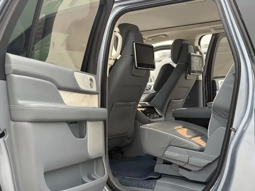 Lincoln Navigator 2022 из CN, фото 7
