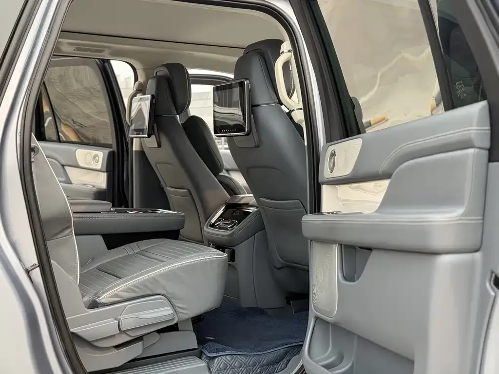 Lincoln Navigator 2022 из CN, фото 6
