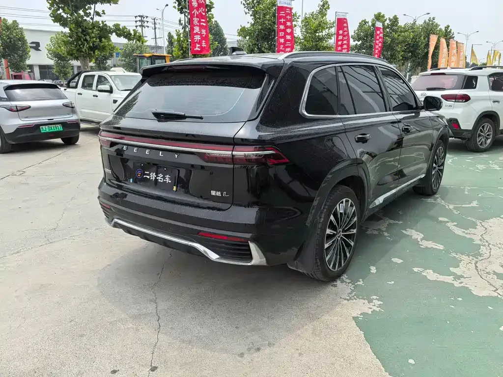 Geely Xingyue L — фото 9