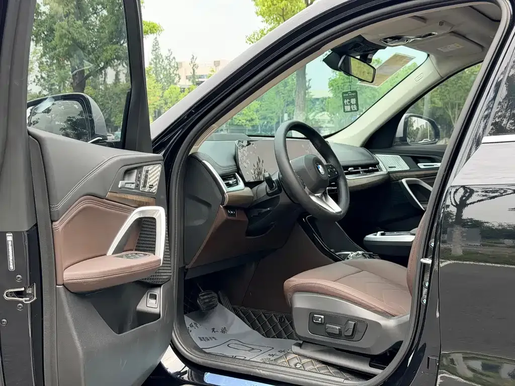BMW X1 2024 из CN, фото 3