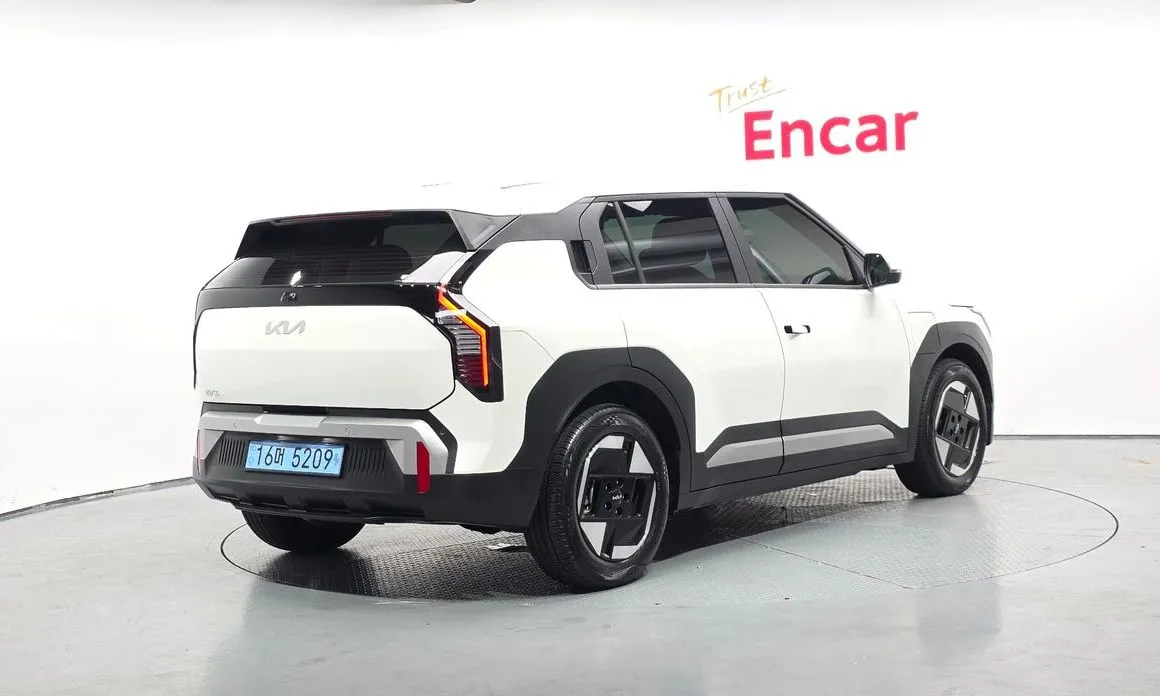 Kia EV3 2026 из KR, фото 2