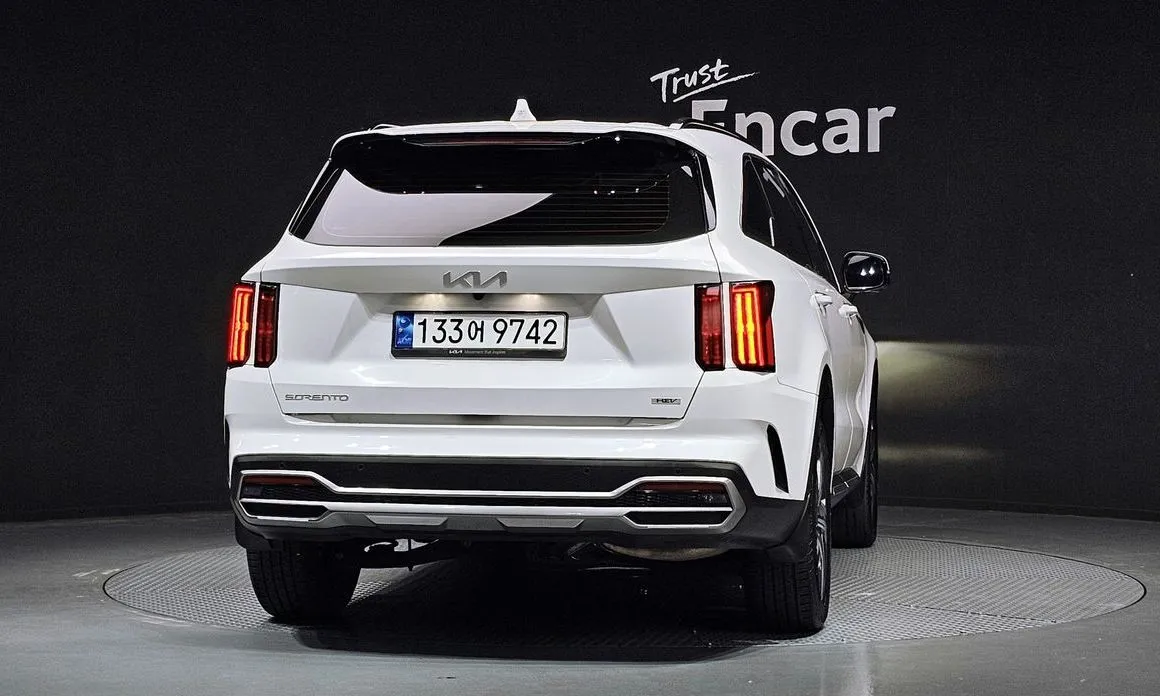 Kia Sorento — фото 4