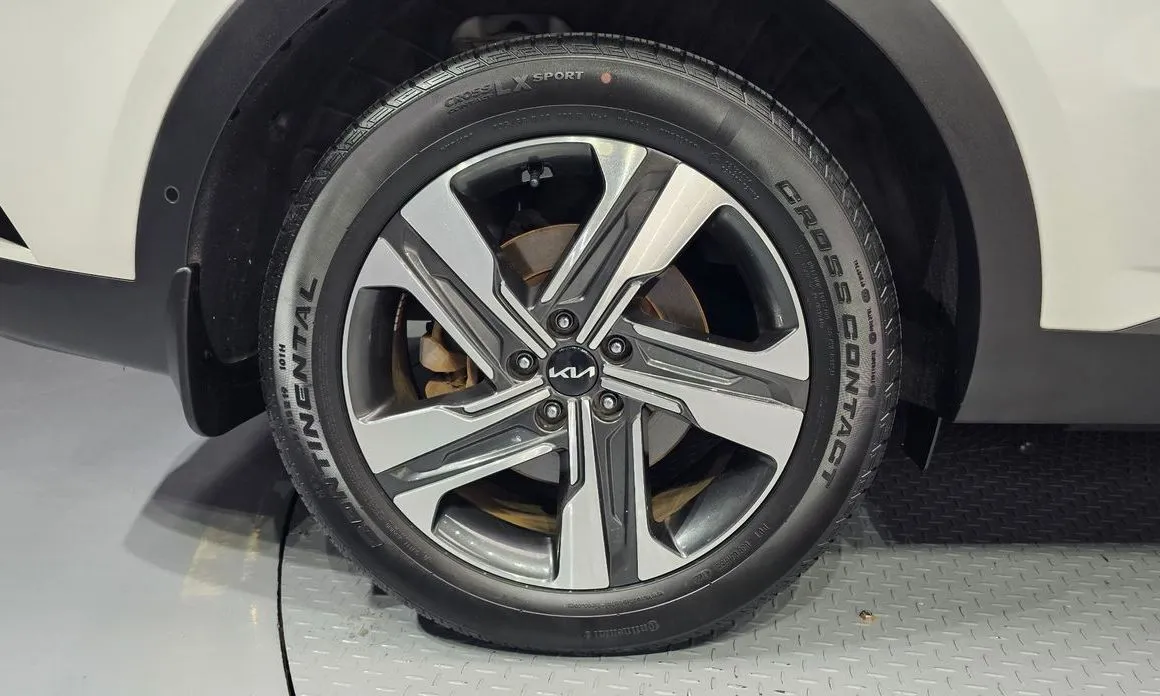 Kia Sorento — фото 3
