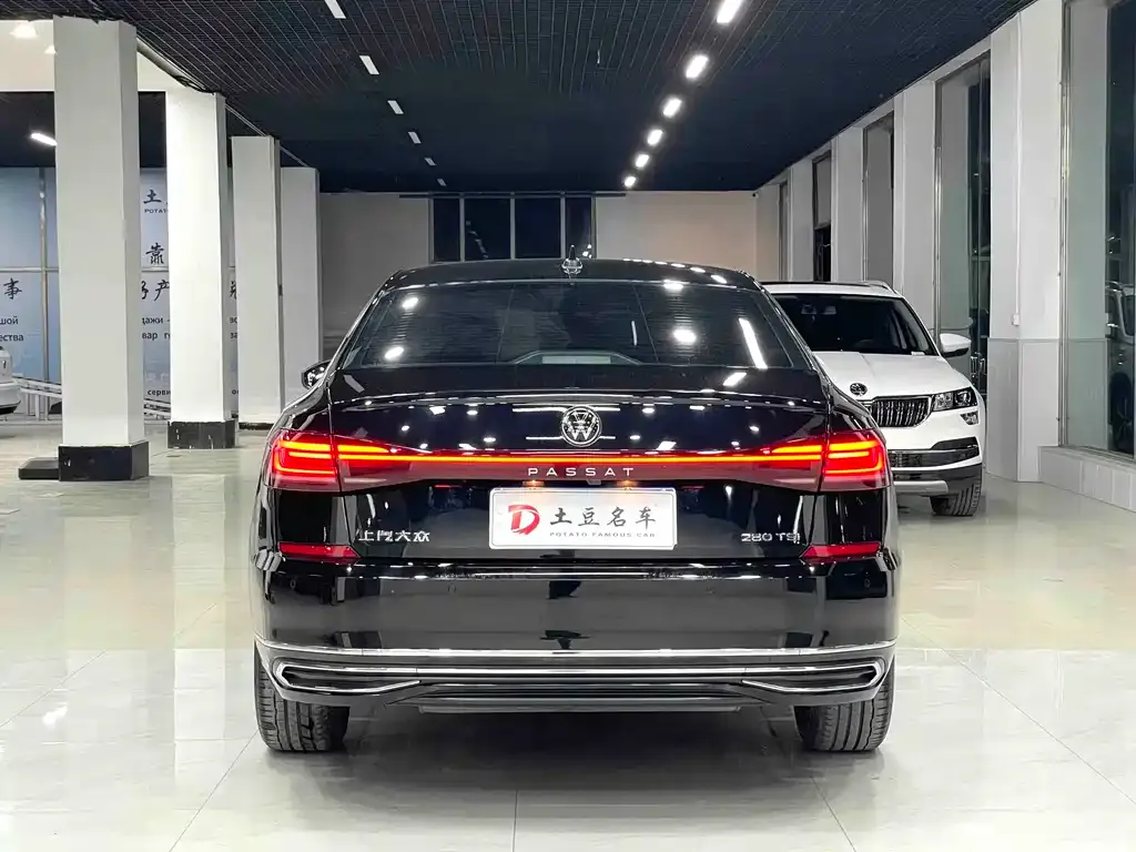 Volkswagen Passat — фото 3