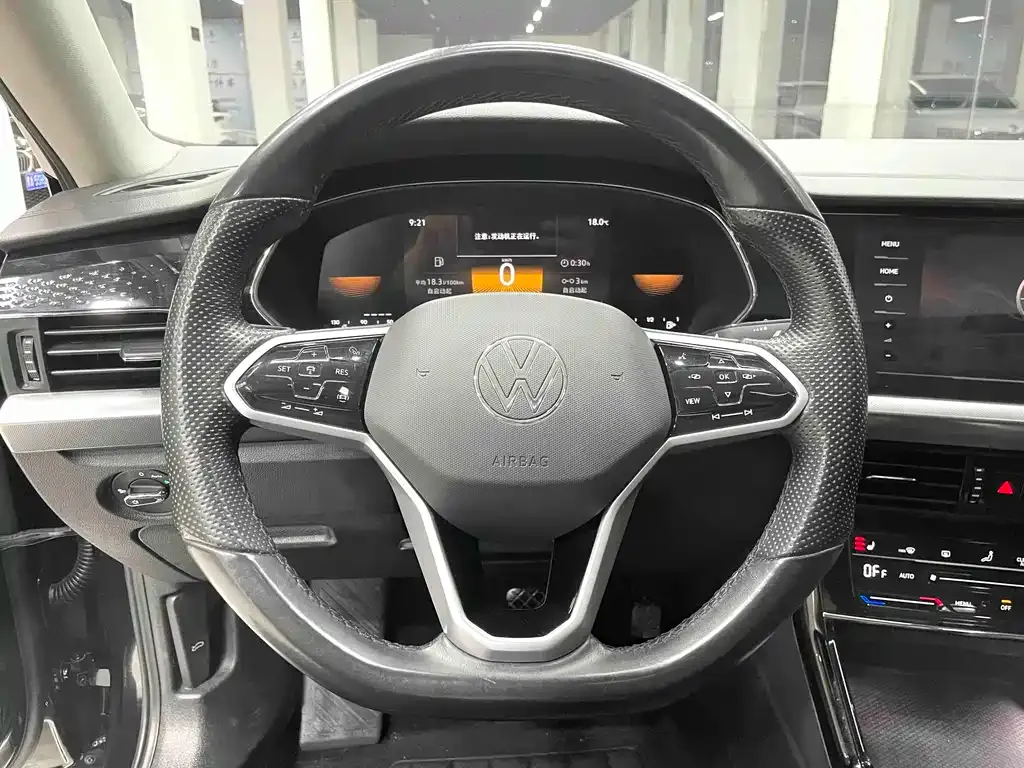 Volkswagen Passat — фото 5
