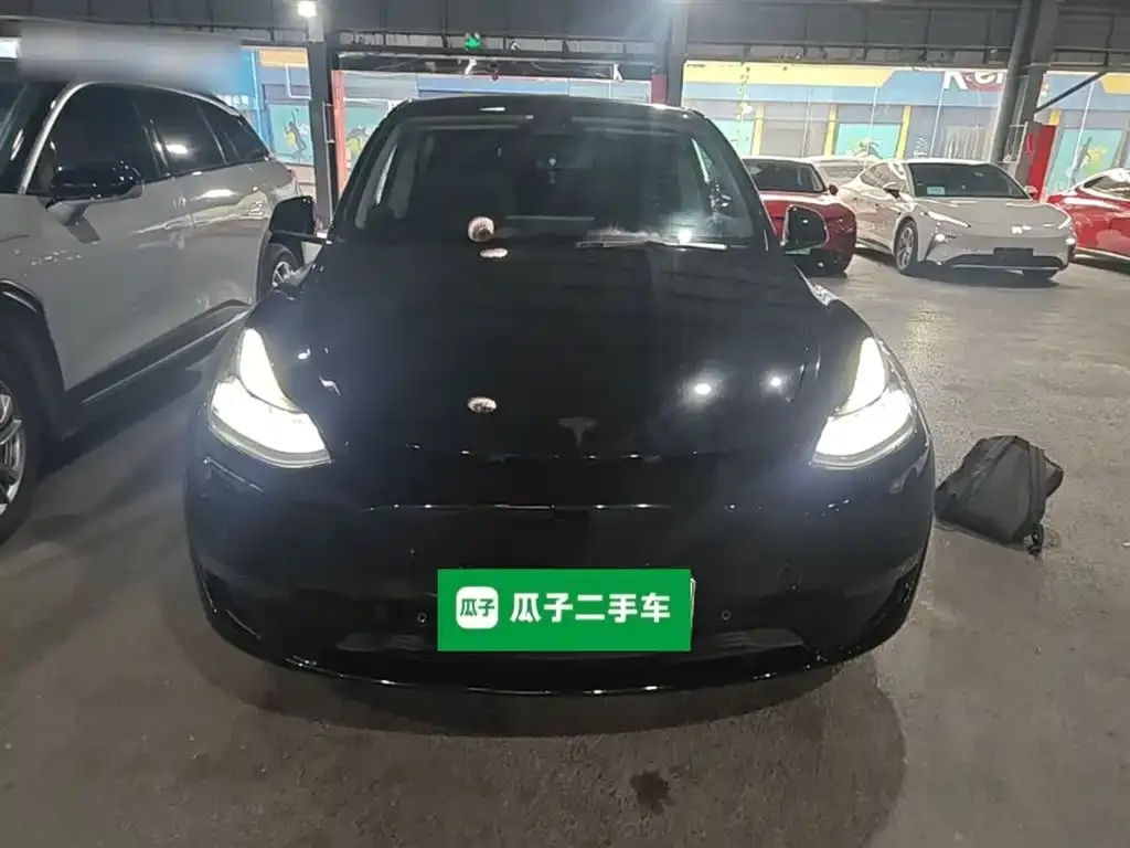 Tesla Model Y — фото 7