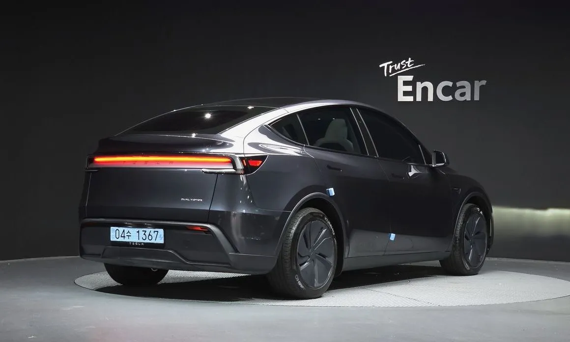 Tesla Model Y — фото 3