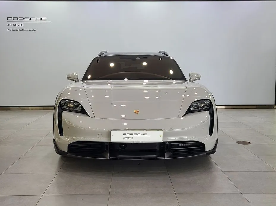 Porsche Taycan 2024 из KR, фото 7
