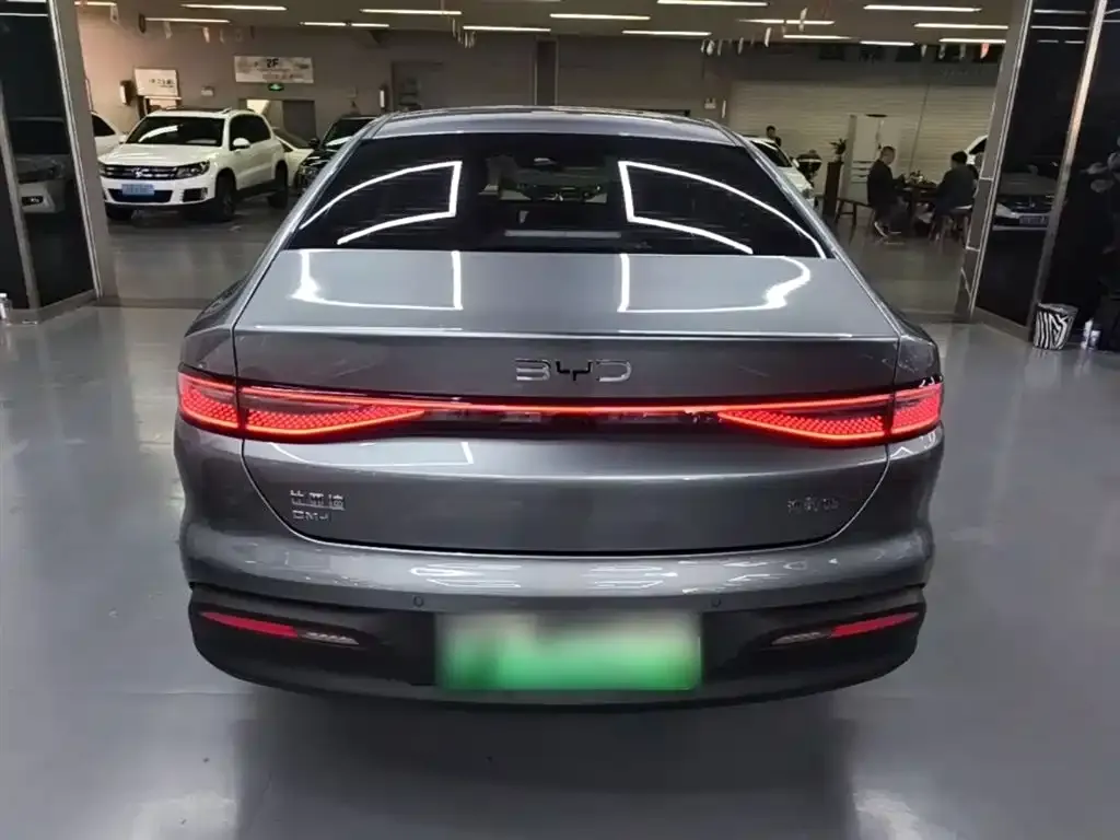 BYD Seal 05 DM-i 2026 из CN, фото 2