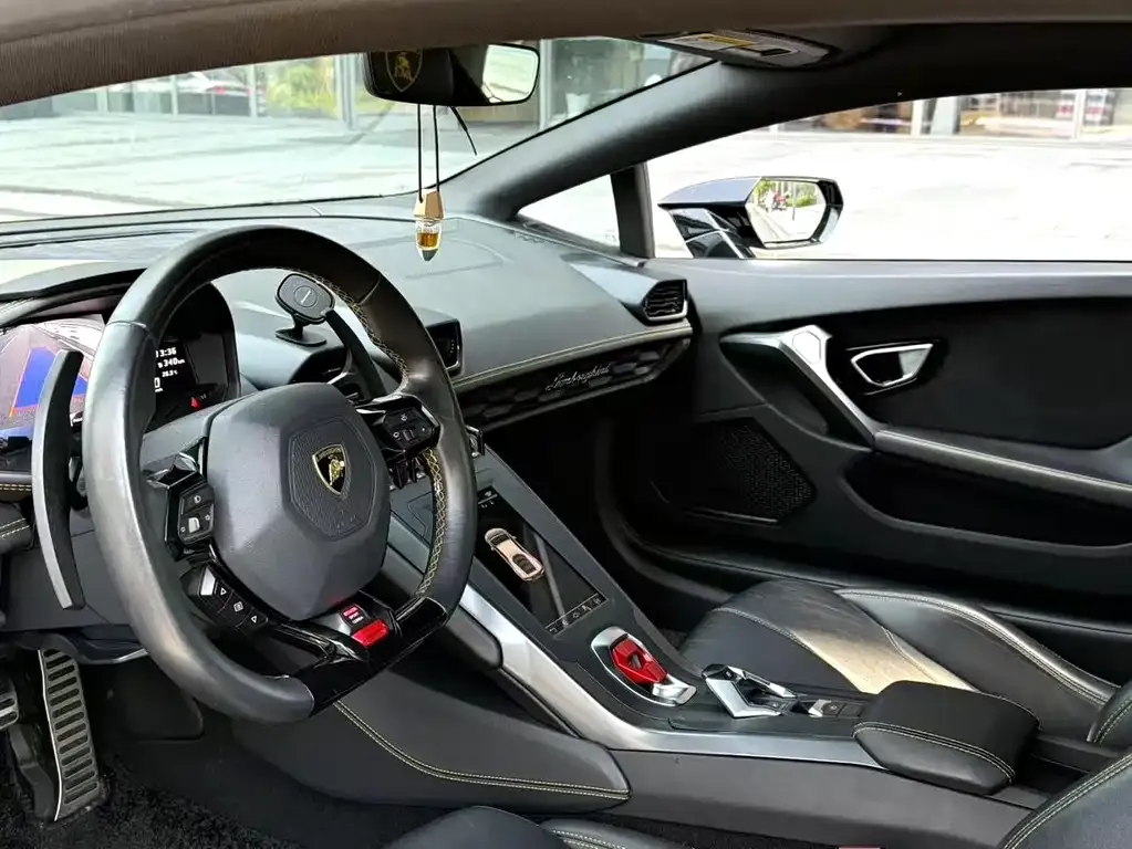 Lamborghini Huracan 2021 из CN, фото 3