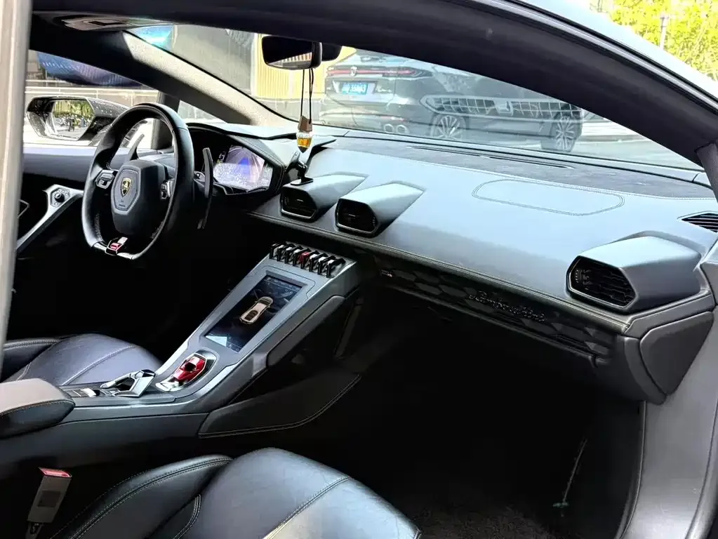 Lamborghini Huracan 2021 из CN, фото 2