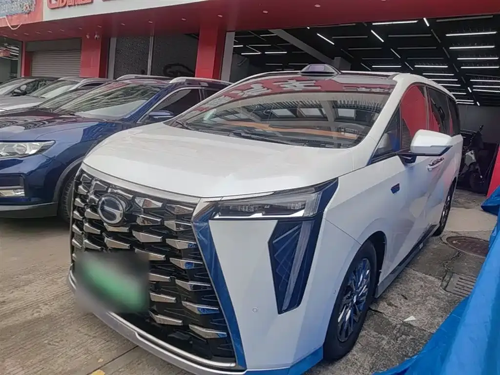 GAC Motor Trumpchi M8 — фото 1