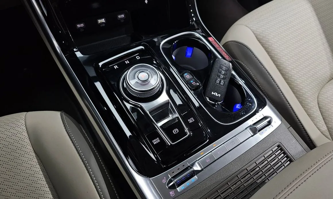 Kia Carnival 2023 из KR, фото 10