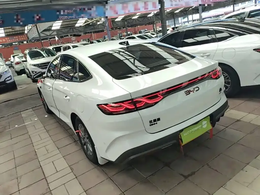 BYD Qin L — фото 4