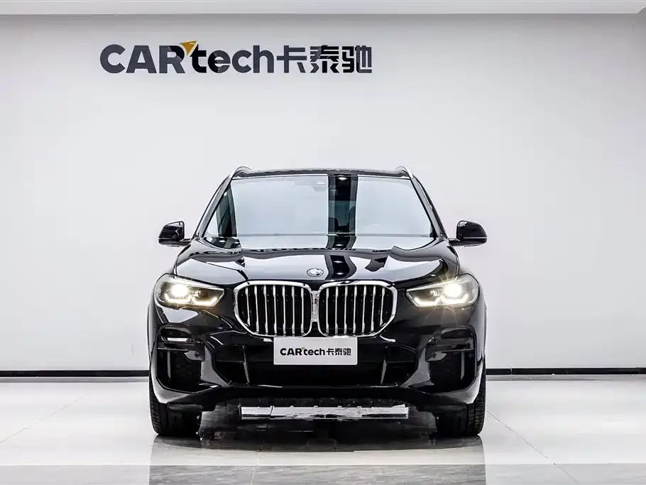 BMW X5 (Import) — фото 2